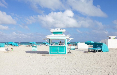 Hampton Inn Miami Beach image 8