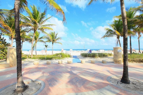 Hampton Inn Miami Beach image 10